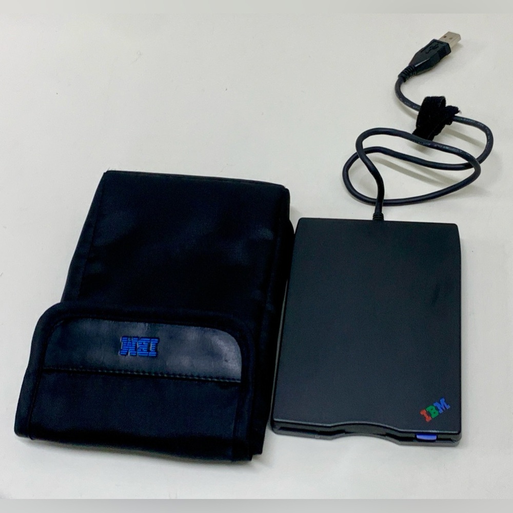 2004 Vtg Unused IBM Portable USB Diskette Computer Drive